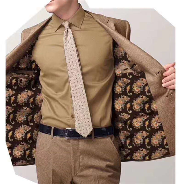 花樣內里欣賞西服